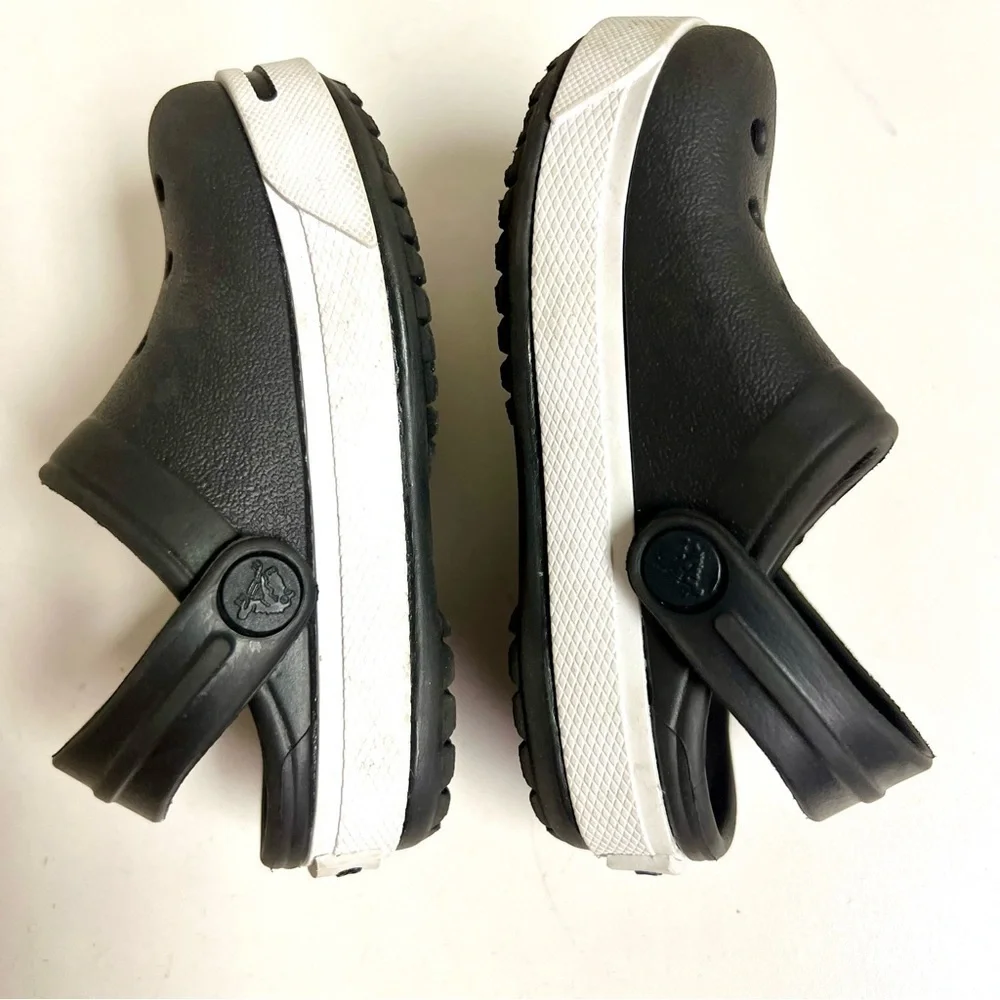 Crocs Unisex- Baby Kids Bayaband Clog in black size 4/5